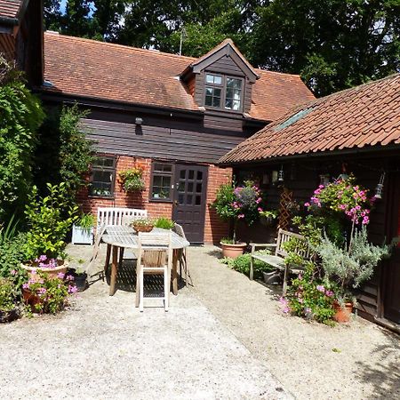 The Old Pear Tree Bed & Breakfast Whepstead Exterior photo